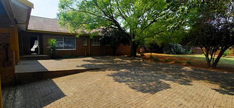 4 Bedroom Property for Sale in Universitas Ridge Free State